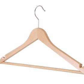 II Kleiderbügel aus Buchenholz