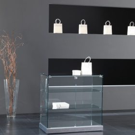 Vitrine black & withe L