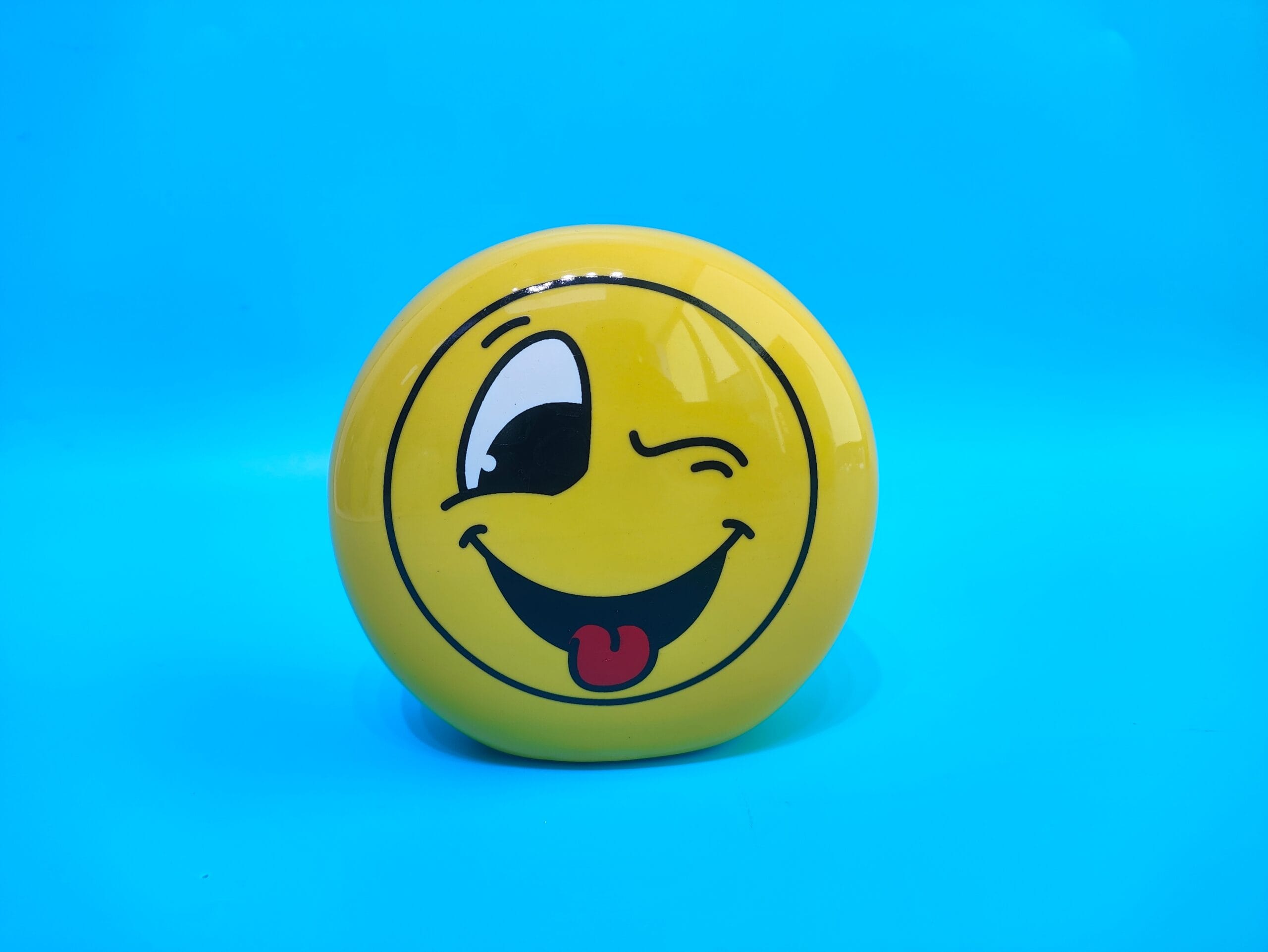 ROOST-TG216472B-7613532080728 ROOST Sparkasse 12.3x7.2x11.7cm TG216472B liebes Gesicht – Hochwertig & günstig bei ShopDeca