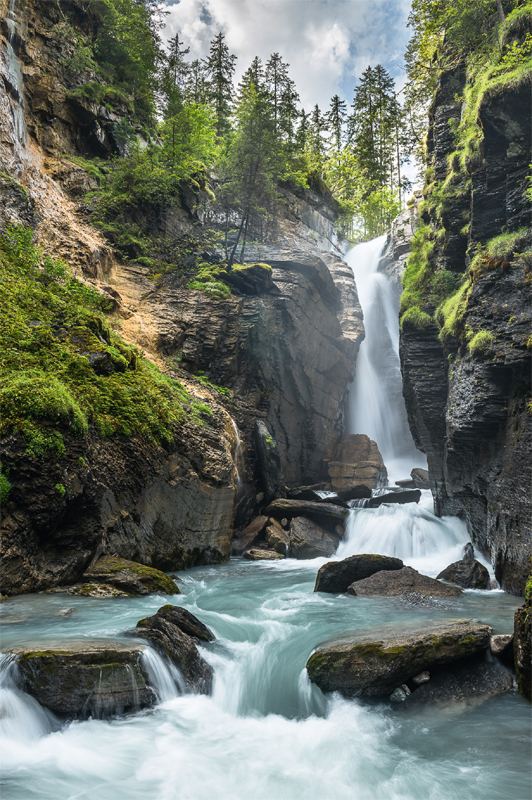 51861.indd ABC Glückwunschkarte Blanko B6 51861 Wasserfall im Wald – Hochwertig & günstig bei ShopDeca